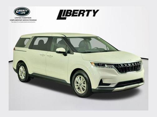 Snow White Pearl 2023 Kia Carnival LX Seat Package