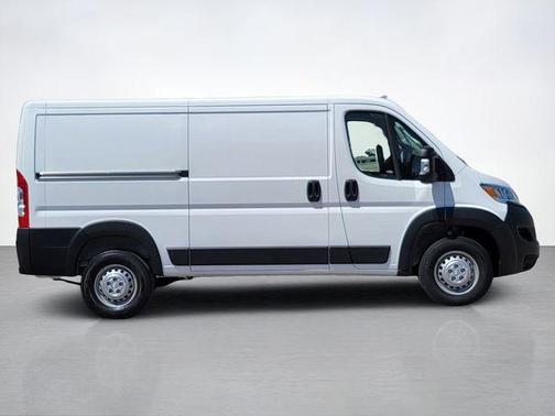 Bright White Clearcoat 2025 RAM ProMaster 2500 Base