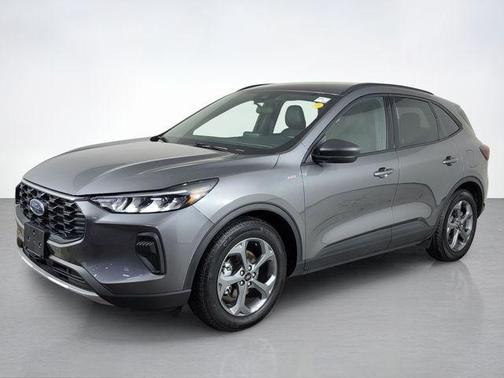 Carbonized Gray Metallic 2025 Ford Escape ST-Line