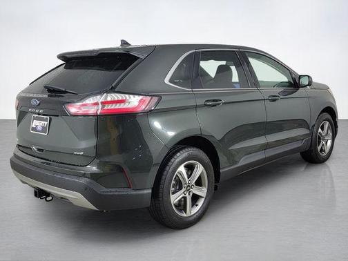Forged Green Metallic 2024 Ford Edge SEL