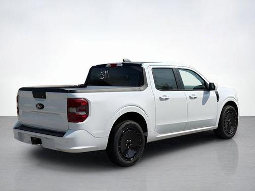 2025 Ford Maverick Lobo