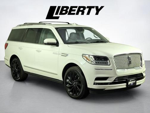 Pristine White 2020 Lincoln Navigator Reserve
