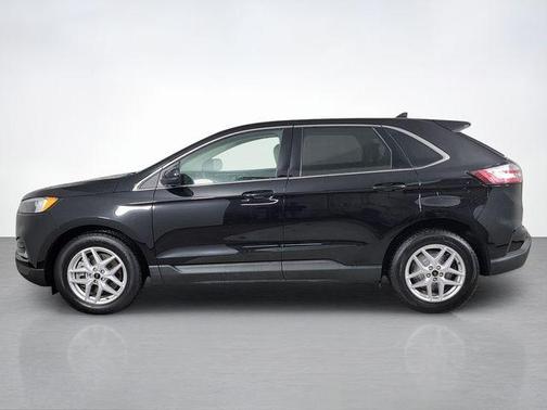 Agate Black Metallic 2024 Ford Edge SEL