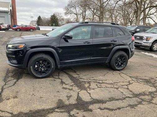 2022 Jeep Cherokee X