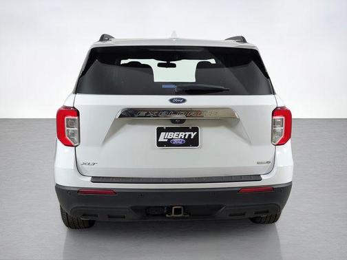 Oxford White 2020 Ford Explorer XLT