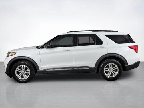 Oxford White 2020 Ford Explorer XLT