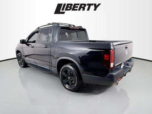 2022 Honda Ridgeline Black Edition