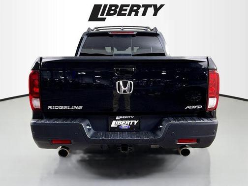 2022 Honda Ridgeline Black Edition