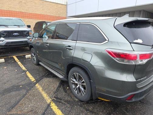 2016 Toyota Highlander XLE