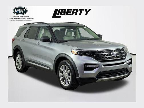 Silver Metallic 2023 Ford Explorer XLT