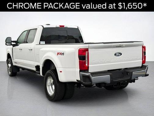 White Metallic 2027 Ford F-350 Lariat Super Duty
