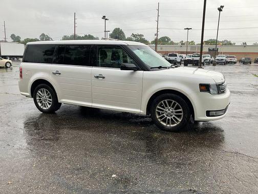 White Platinum Tri-Coat Metallic 2019 Ford Flex SEL