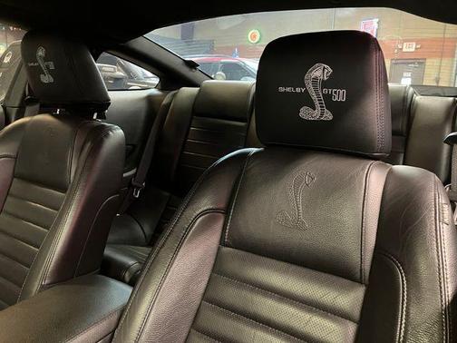 2009 Ford Shelby GT500 Base