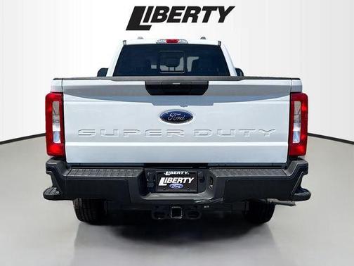Oxford White 2025 Ford F-250 XL