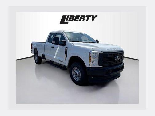 Oxford White 2025 Ford F-250 XL