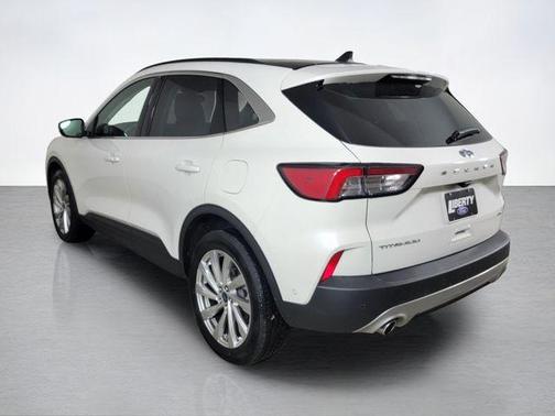 Star White 2022 Ford Escape Titanium