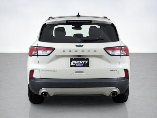 Star White 2022 Ford Escape Titanium