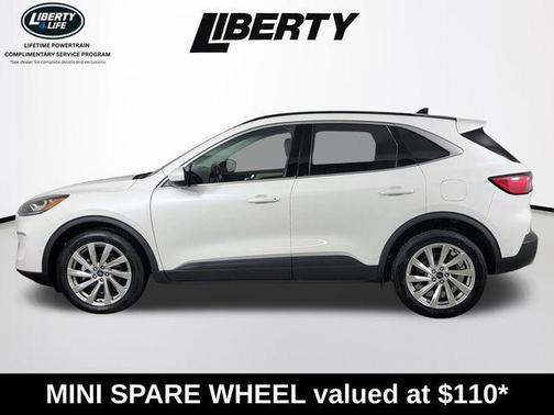 Star White 2022 Ford Escape Titanium