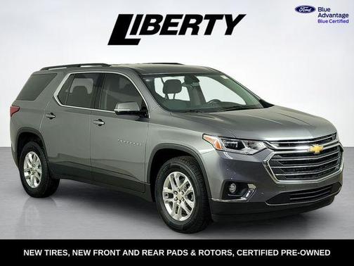 Satin Steel Metallic 2019 Chevrolet Traverse LT Cloth