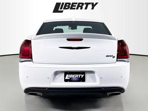 2023 Chrysler 300 S