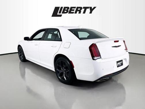2023 Chrysler 300 S
