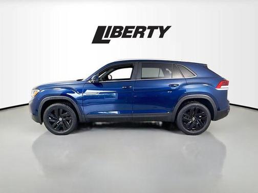 2022 Volkswagen Atlas Cross Sport 2.0T SE w/Technology