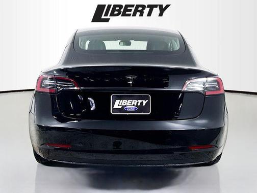 2019 Tesla Model 3 Mid Range