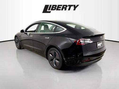 2019 Tesla Model 3 Mid Range
