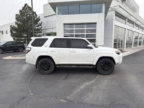 Super White 2019 Toyota 4Runner SR5 Premium