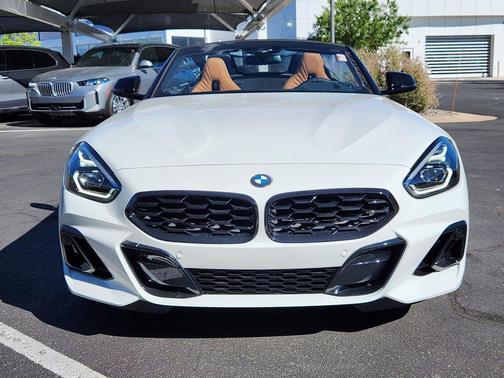 Alpine White 2026 BMW Z4 sDrive30i