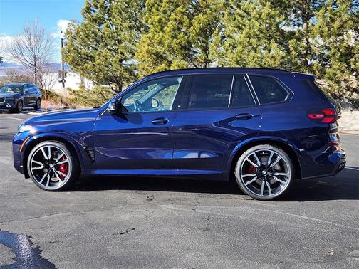 2026 BMW X5 M60i