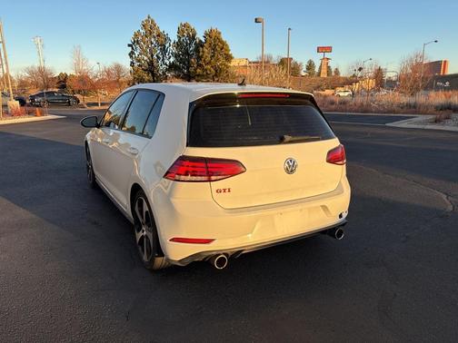 2019 Volkswagen Golf GTI 2.0T S 4-Door