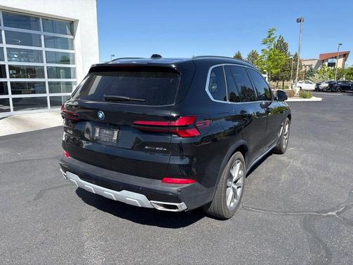 Black Sapphire Metallic 2025 BMW X5 PHEV xDrive50e