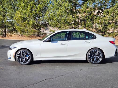 2026 BMW 330 xDrive NA