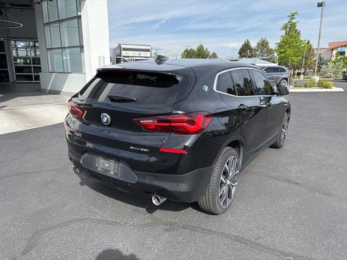 Black Sapphire Metallic 2021 BMW X2 xDrive28i
