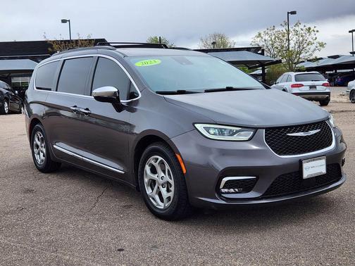 2023 Chrysler Pacifica Limited