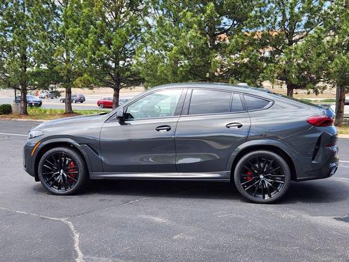 Dravit Grey Metallic 2027 BMW X6 xDrive40i