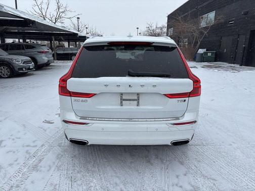 2021 Volvo XC60 T5 Inscription