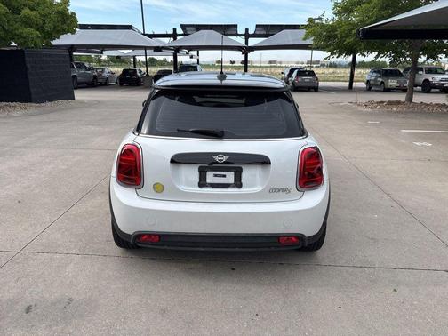 Nanuq White Metallic 2024 MINI Hardtop Cooper S