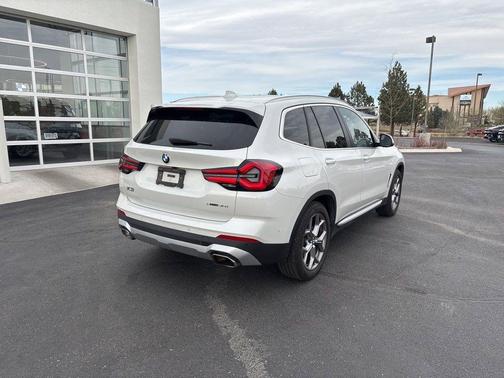 Mineral White Metallic 2024 BMW X3 xDrive30i