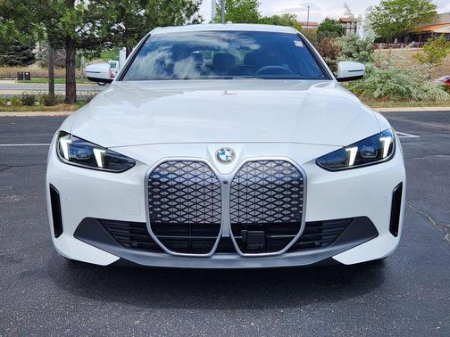 Mineral White Metallic 2026 BMW i4 Gran Coupe xDrive40