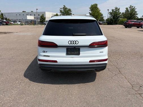 2023 Audi Q7 55 Prestige