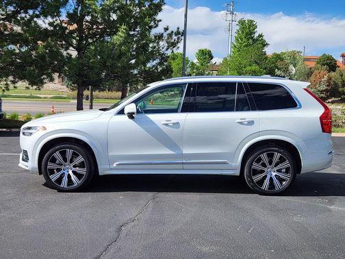 White 2023 Volvo XC90 B6 Ultimate 7-Seater