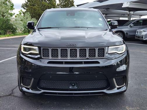 Diamond Black Crystal Pearlcoat 2021 Jeep Grand Cherokee Trackhawk