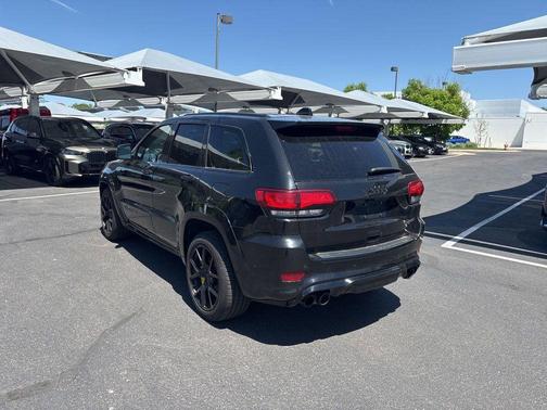 Diamond Black Crystal Pearlcoat 2021 Jeep Grand Cherokee Trackhawk