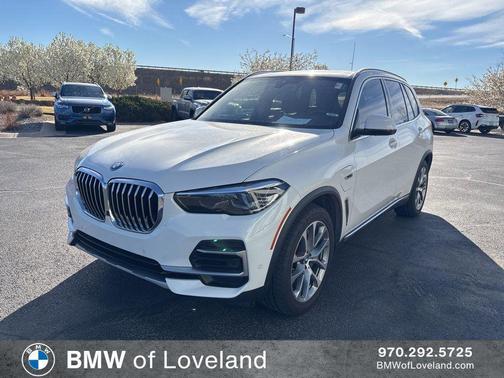Alpine White 2023 BMW X5 PHEV xDrive45e