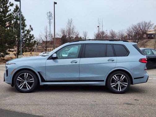 Brooklyn Grey Metallic 2024 BMW X7 xDrive40i