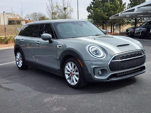 Moonwalk Gray Metallic 2020 MINI Clubman Cooper S