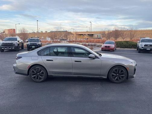 2023 BMW 760 i xDrive