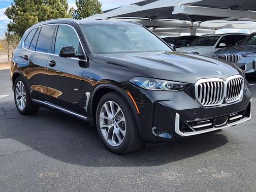 Black Sapphire Metallic 2026 BMW X5 PHEV xDrive50e